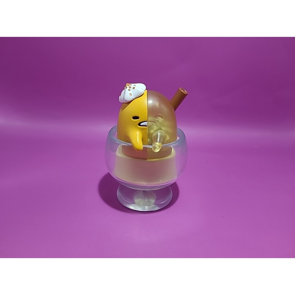 Mighty Jaxx Kandy X Sanrio Characters, Snowy Dreams (RARE - Gudetama)